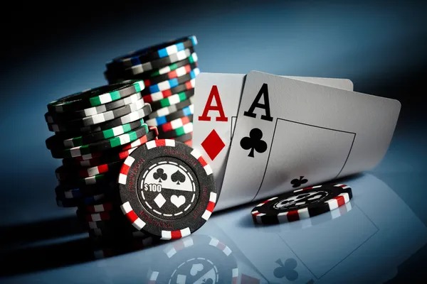 combet slot platform dashboard showing football, live-dealer, and slot game categories